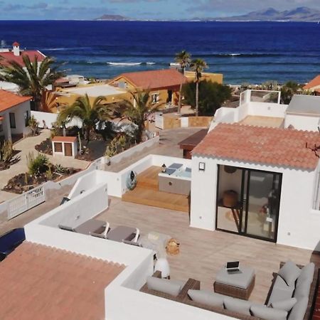 Villa Aloha Jacuzzi Y Vistas Al Mar Corralejo Exterior foto